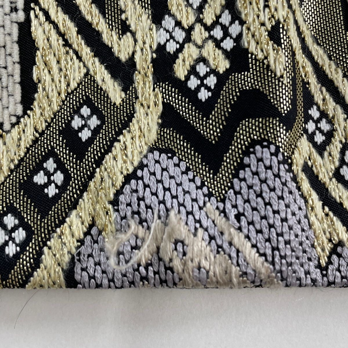 箔 黒灰