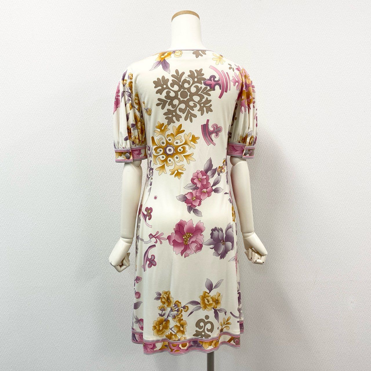 【美品】LEONARD レオナール 花柄 半袖ワンピース カンカン素材 38 レオナール カンカン素材 ワンピース 花柄 トリム 38