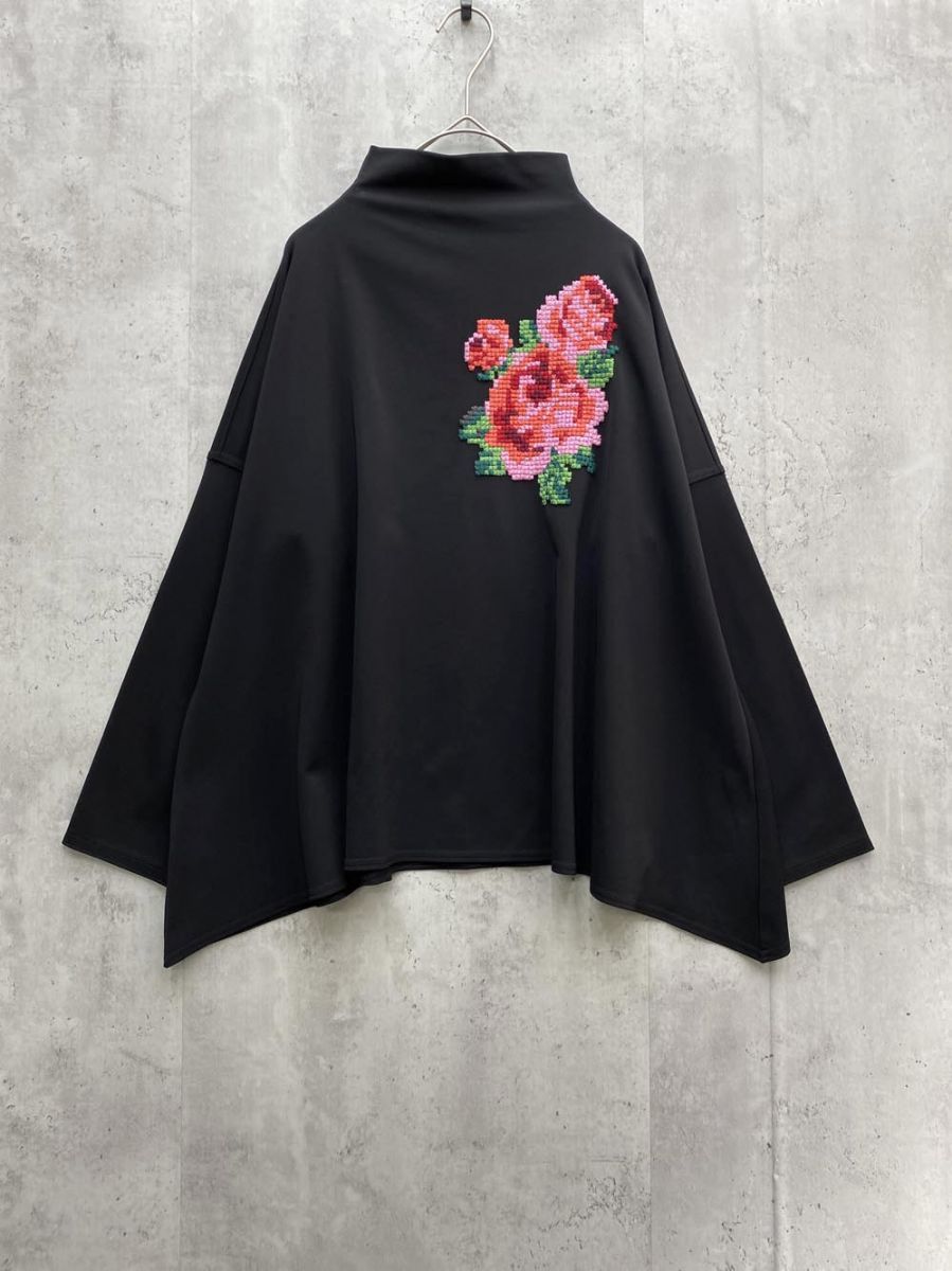 TOKUKO 1er Vol トクコプルミエヴォル 刺繍 ハイネック 長袖