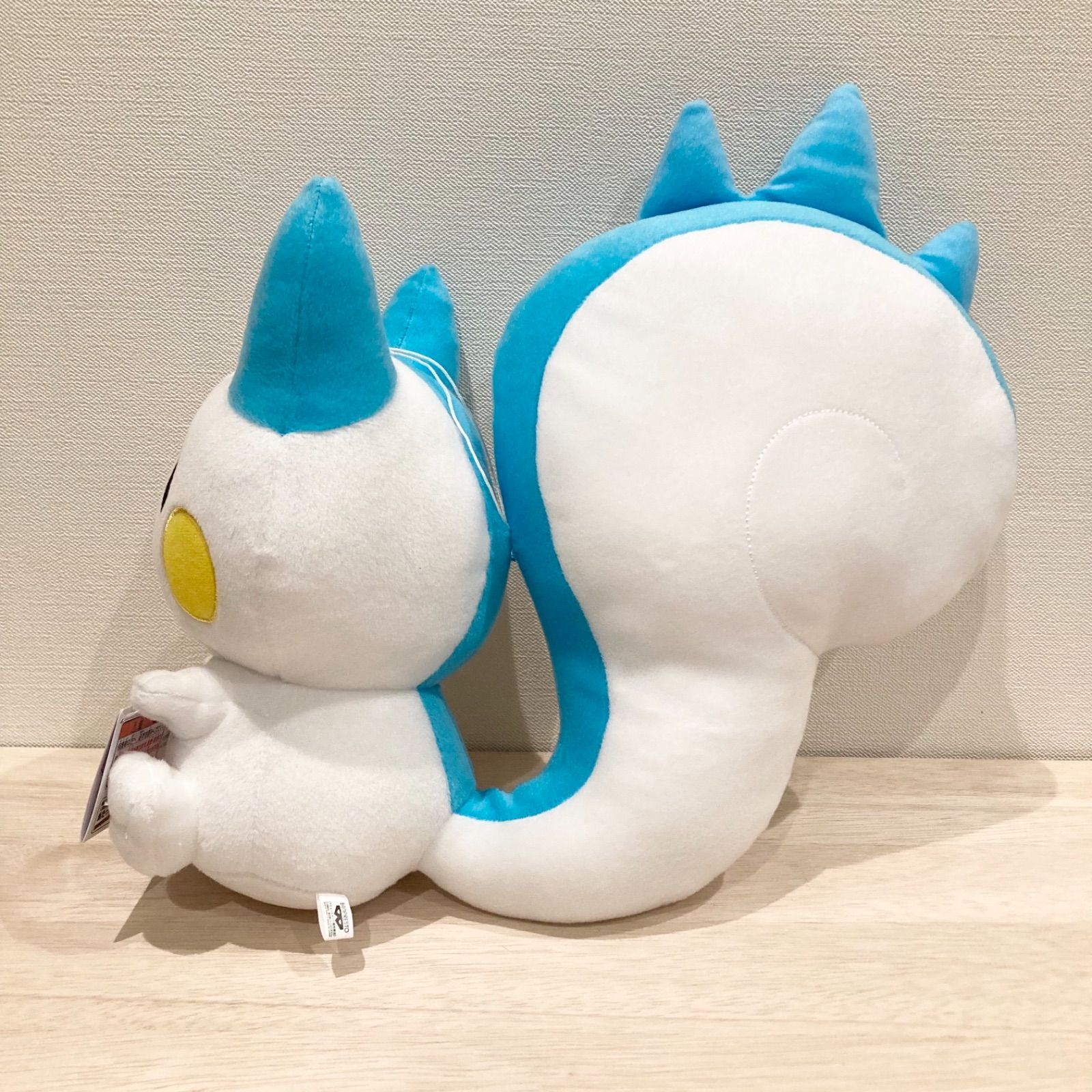 パチリス ☆ ポケットモンスター つれてってでっかいぬいぐるみ