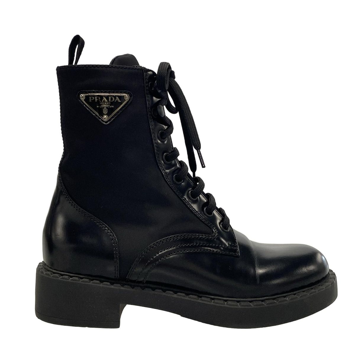 PRADA(プラダ) ショートブーツ 37 レディース - 1T782M 黒  