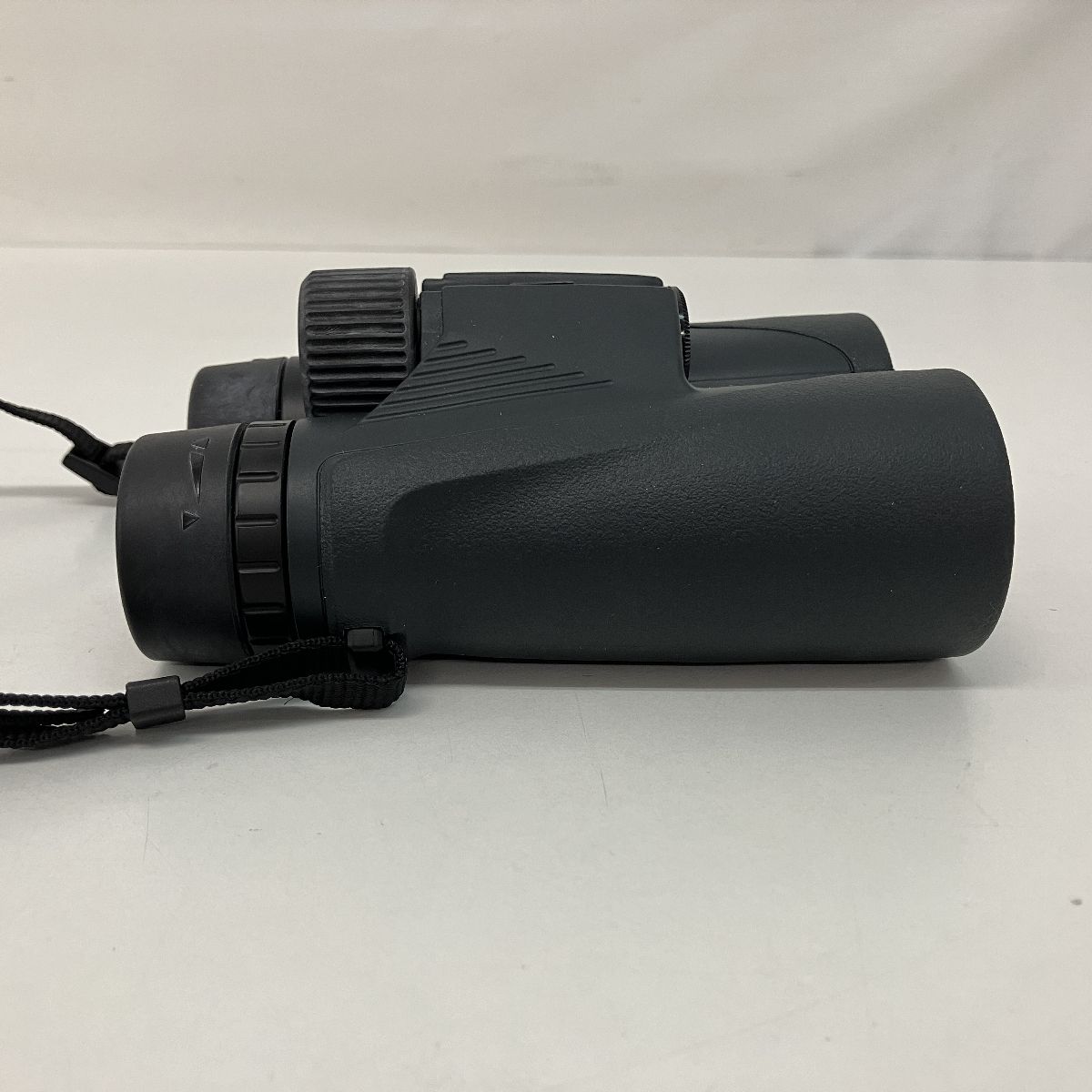 8×42 ニコン
