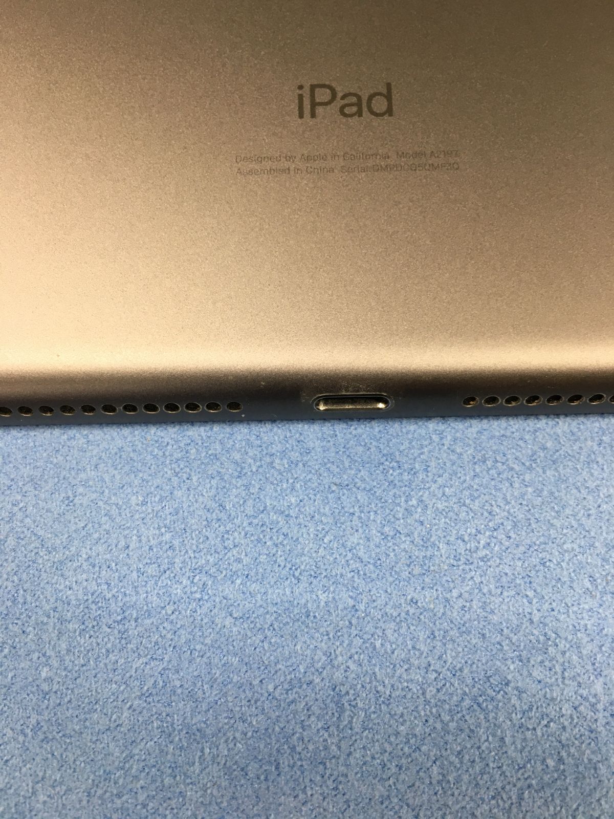 【美品・バッテリー良好✨】iPad 第7世代 128GB スペースグレイ Amazon.co.jp: 【整備済み品】 Apple iPad (第7世代) Wi-Fi +