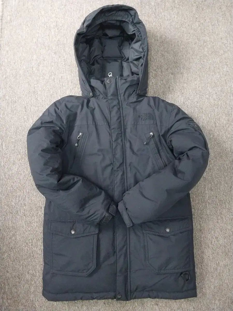 THE NORTH FACE ザノースフェイス ダウン ダウン 140 깨끗하고良好です ブランド級で知られるノース 득