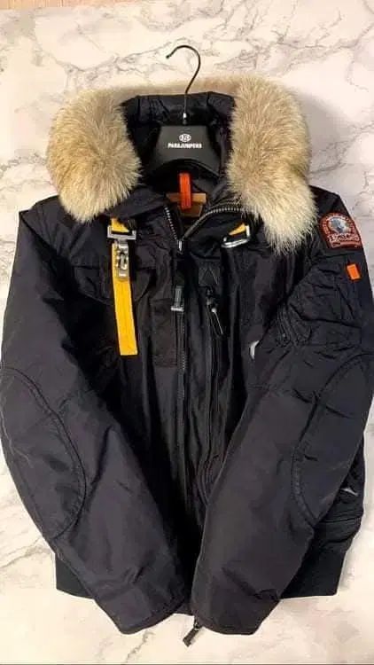 パラジャンパーゴビを売っています