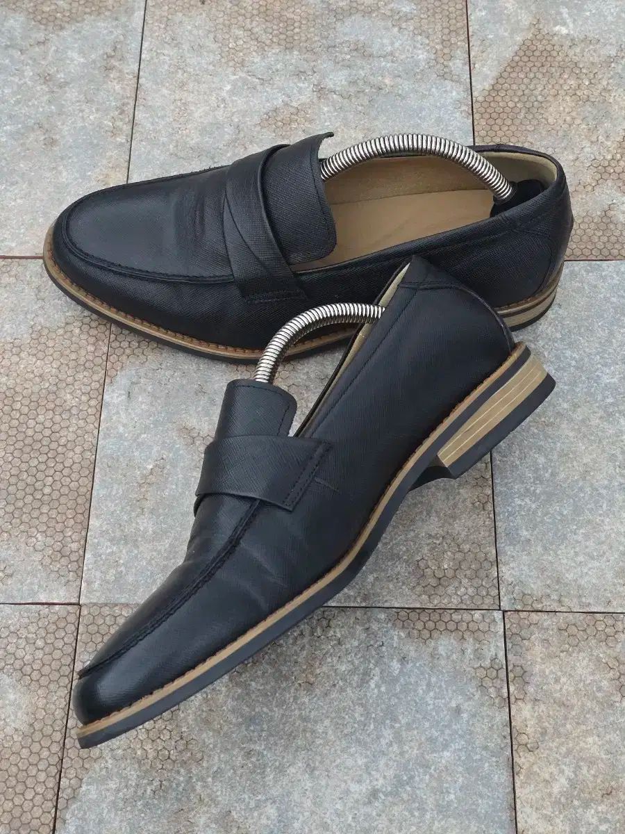 Saint Laurent(サンローラン) クリーパー シューズ（スタッズ