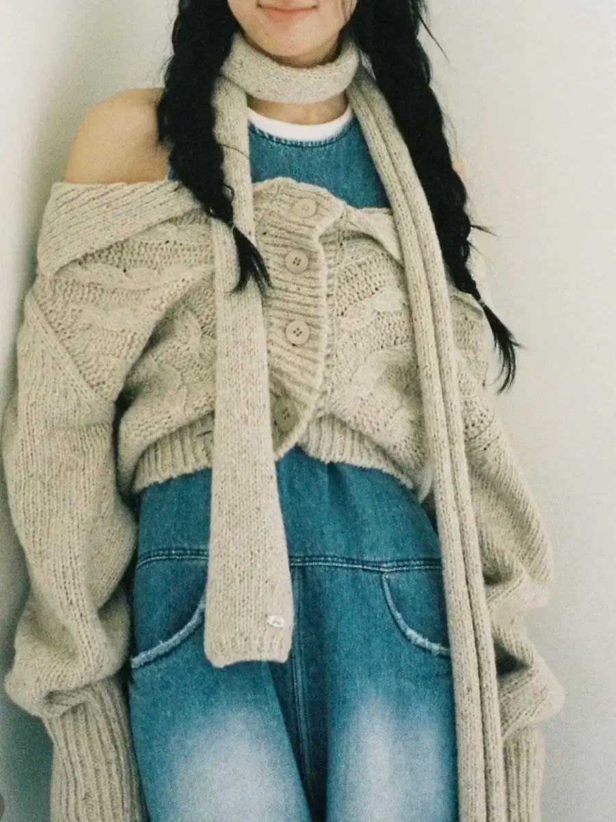 インスアウル マフラー カーディガン オートミール色 カラー 半額 SIROKUMA-CORPORATION_COM