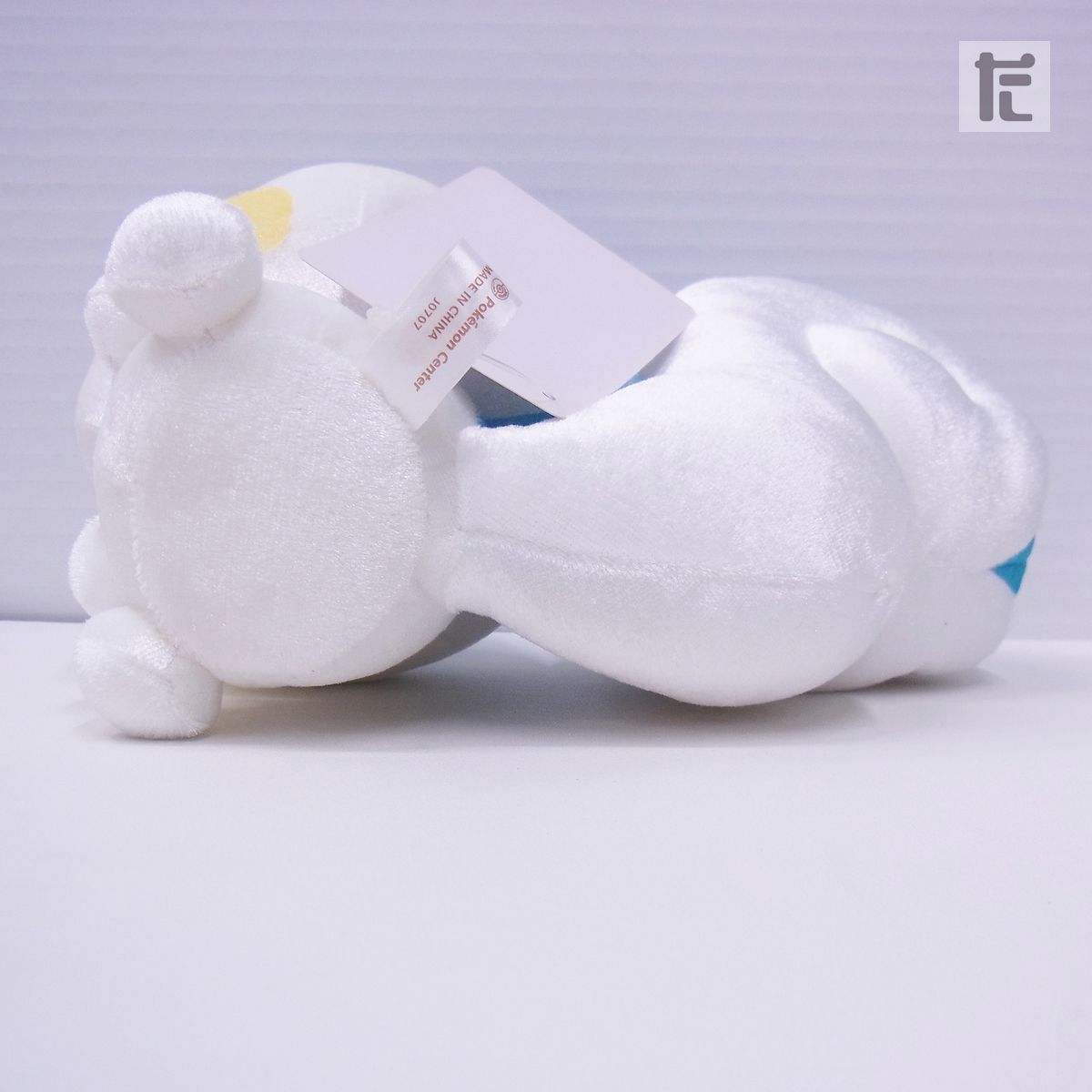 【超貴重】ポケモン　ポケモンセンター　パチリスドール Amazon.co.jp: ポケモンセンターオリジナル 限定ぬいぐるみ