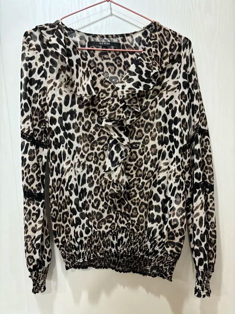 guess GUESS ゲス レオパード ブラウス