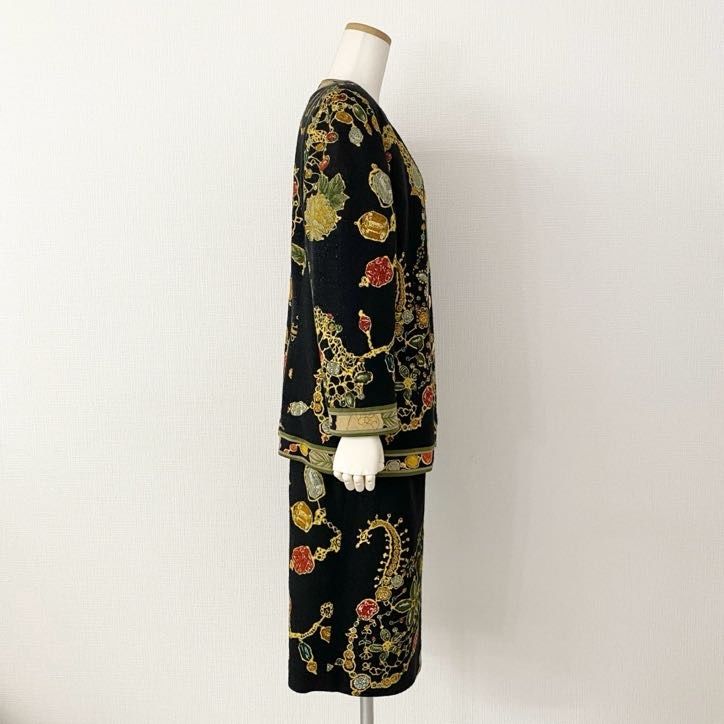 72i26 《美品》 LEONARD レオナール スカートスーツ セットアップ 