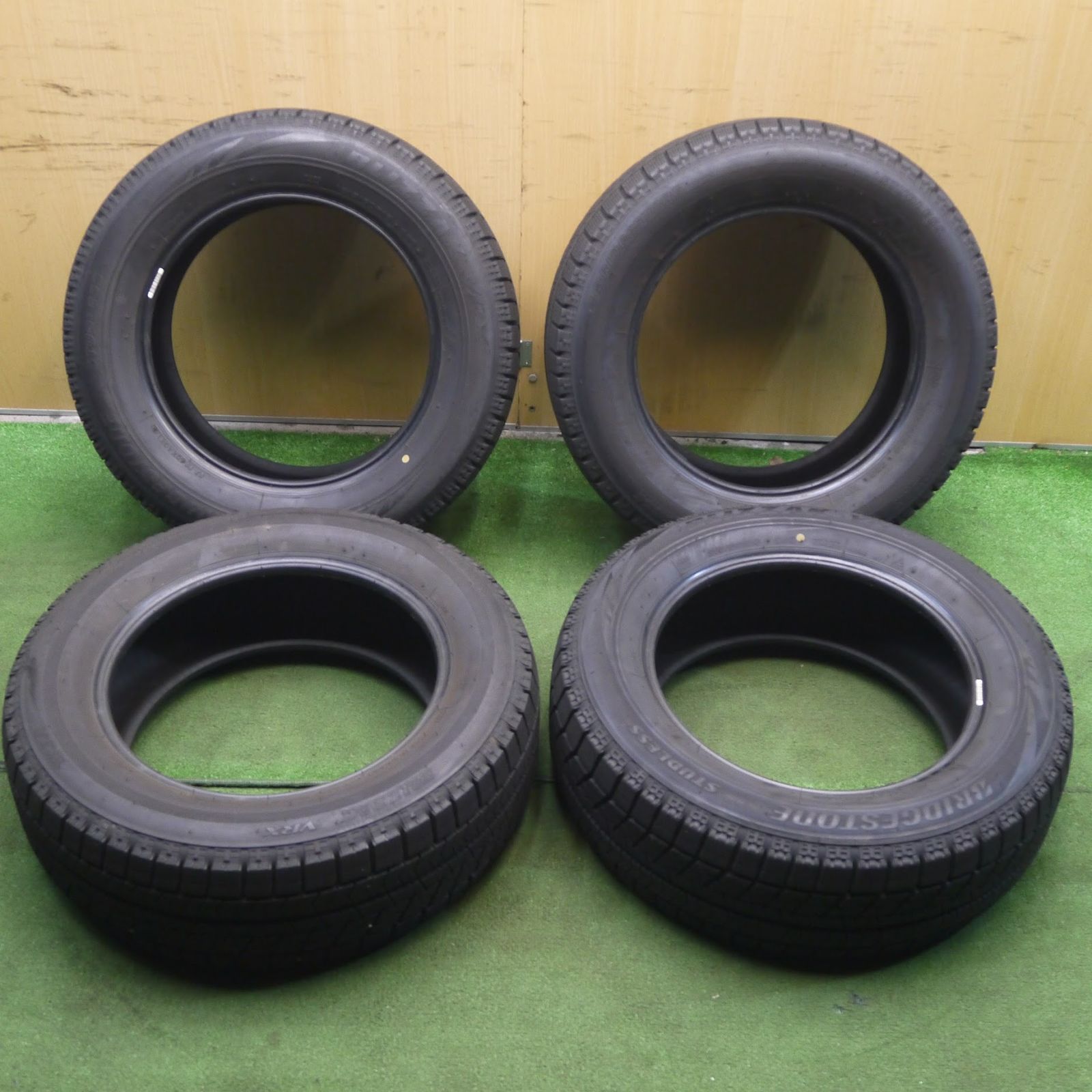 未使用！ブリザック スタッドレス 215/60r16 エスティマ マークX