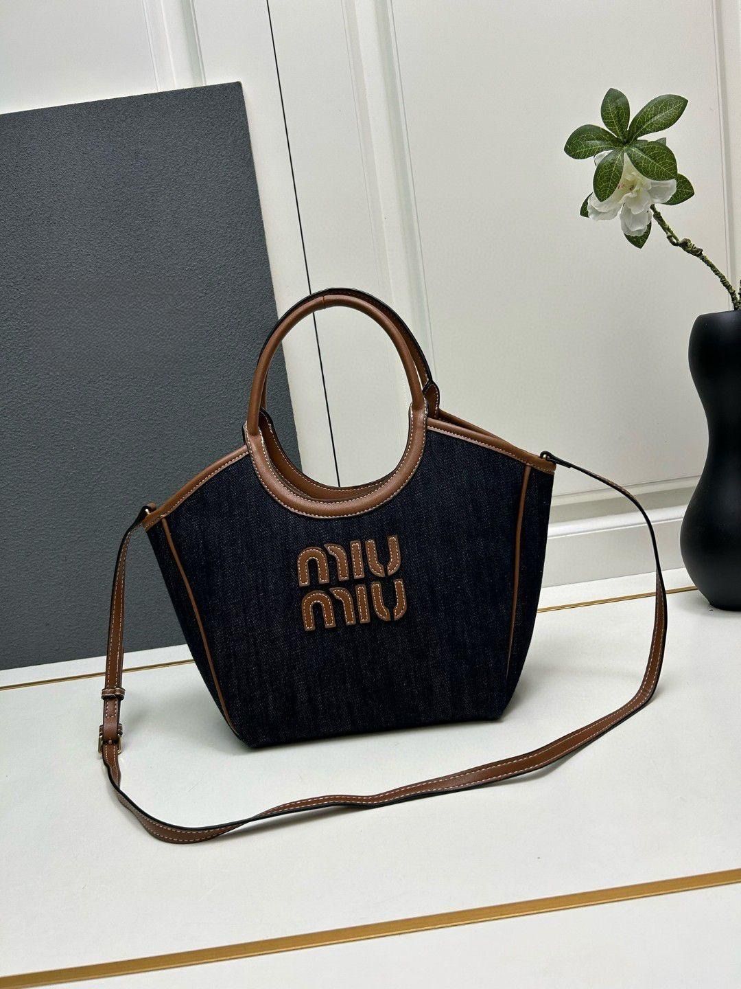 MIU MIU ivy Tote Bag ミュウミュウ　デニム　トートバッグ