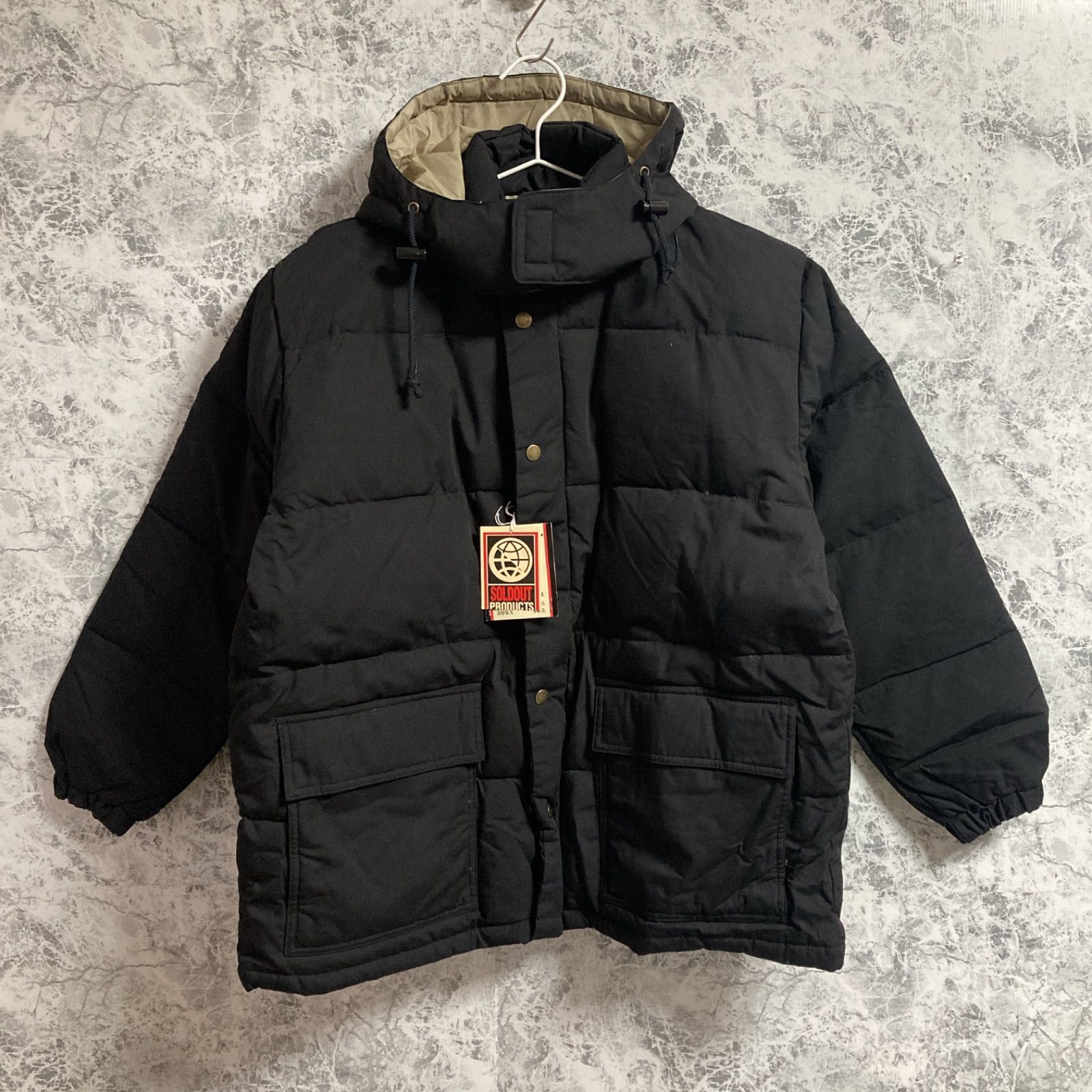 【新古品・未使用・一点もの】未使用タグ付き 黒 ダウンジャケット フード付き ウルトラ ライトダウン フード付き ジャケット メンズ アウター