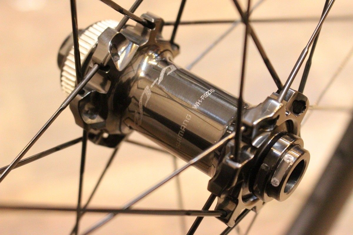 シマノ DURA-ACE WH-R9270-C50-TL リアホイール カーボン シマノ