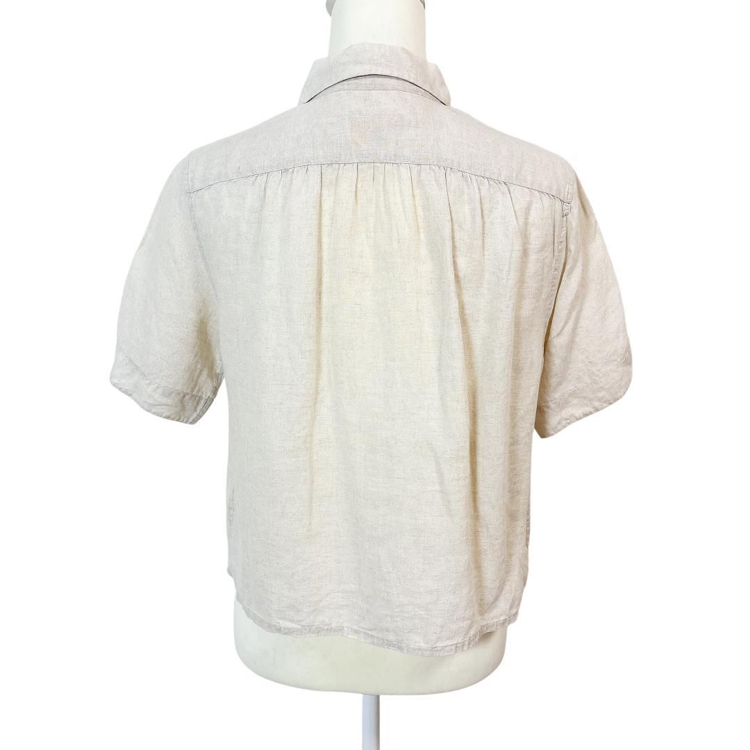 ライトベージュ