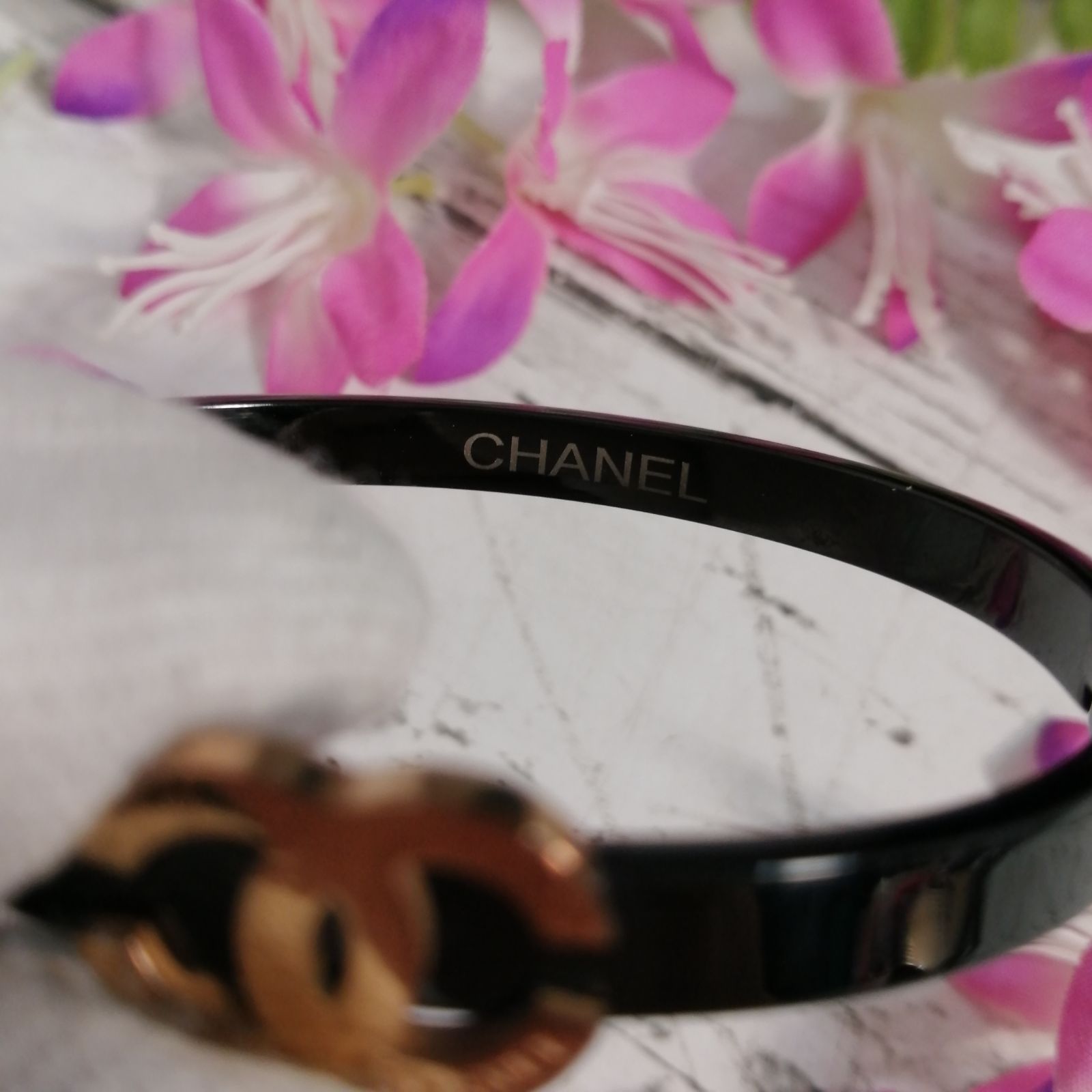 CHANEL ロゴバングルブレスレットヴィンテージ