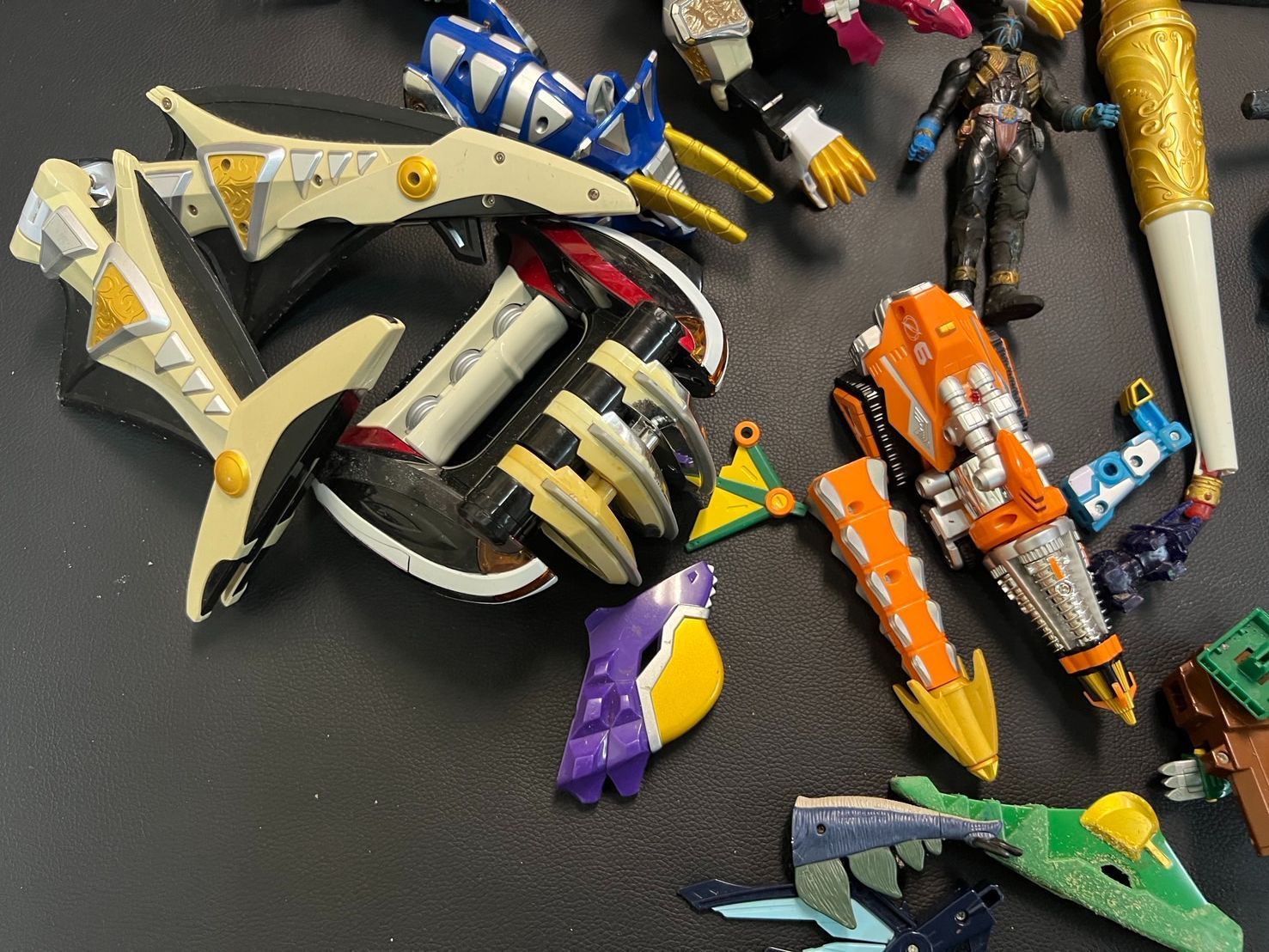 スーパー戦隊シリーズ　仮面ライダー　DX変身アイテム　DXロボ　まとめ売り　大量 スーパー戦隊シリーズ 仮面ライダー DX変身アイテム DXロボ