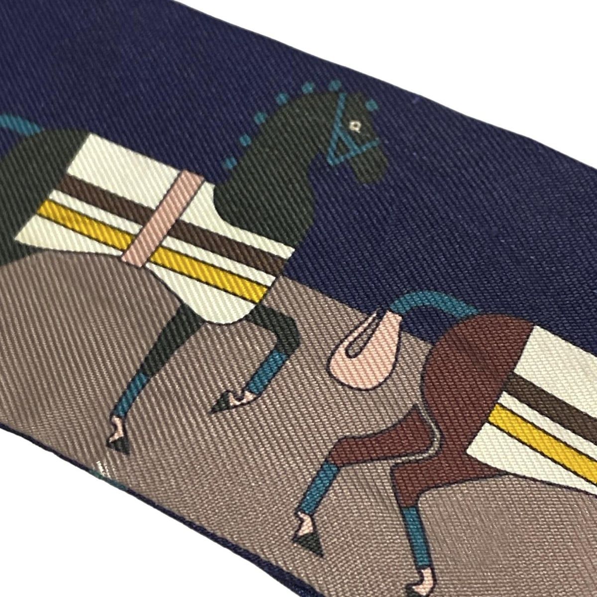 HERMES(エルメス) スカーフ ツイリー ネイビー×イエロー×マルチ