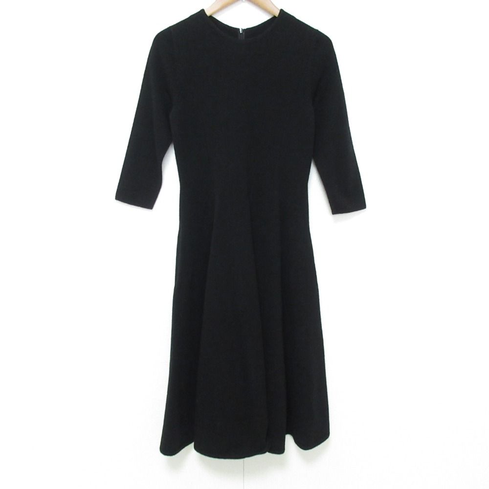 美品 FOXEY フォクシー シームレスフレア ニットワンピース
