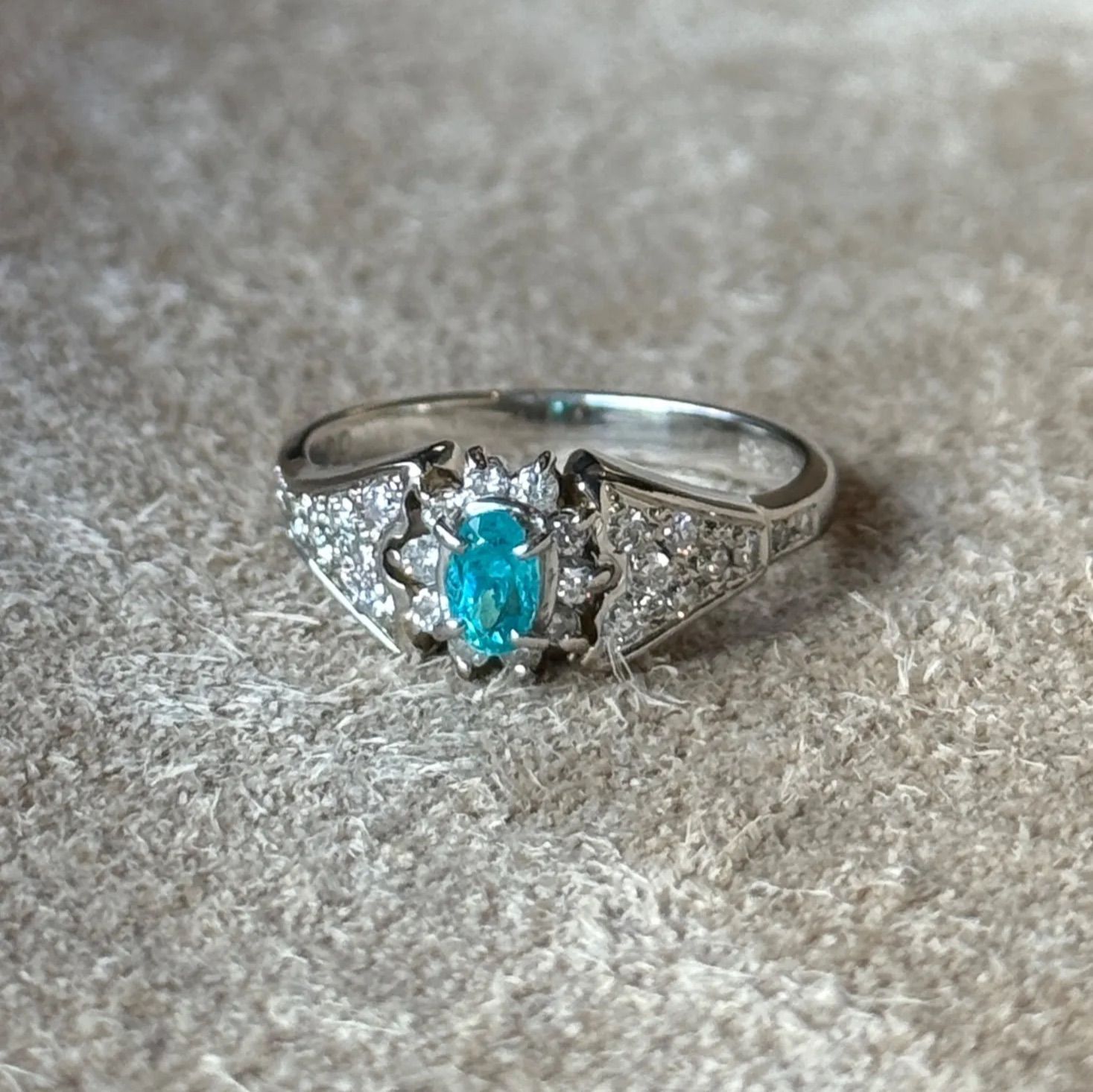 Pt900/K18ブラジル産パライバトルマリン0.288ctダイヤ0.13ctリング  