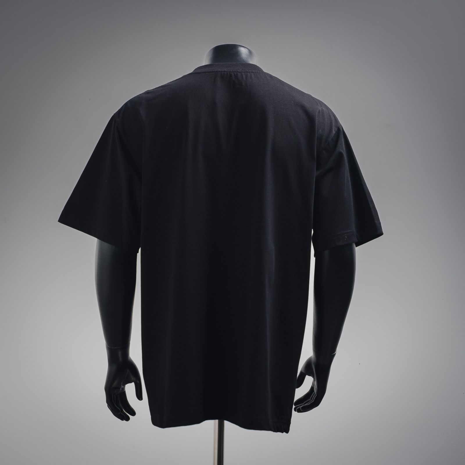 今日 Prada 25ss ポケット鉄牌ロゴ T シャツ