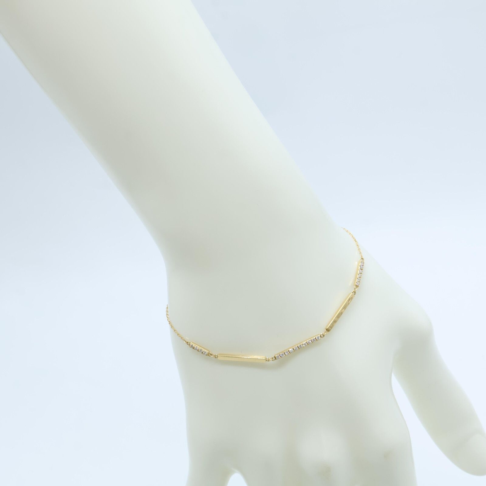 AHKAH アーカー 【美品】Au750 D0.10 ダイヤモンド バー - メルカリ 