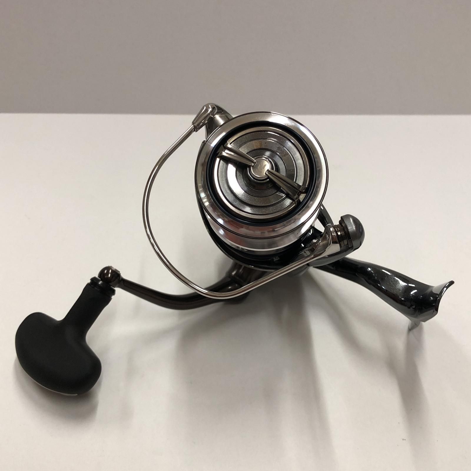 加古川店 Daiwa | ダイワ リール 18イグジストLT 3000-CH スピニングリール 86