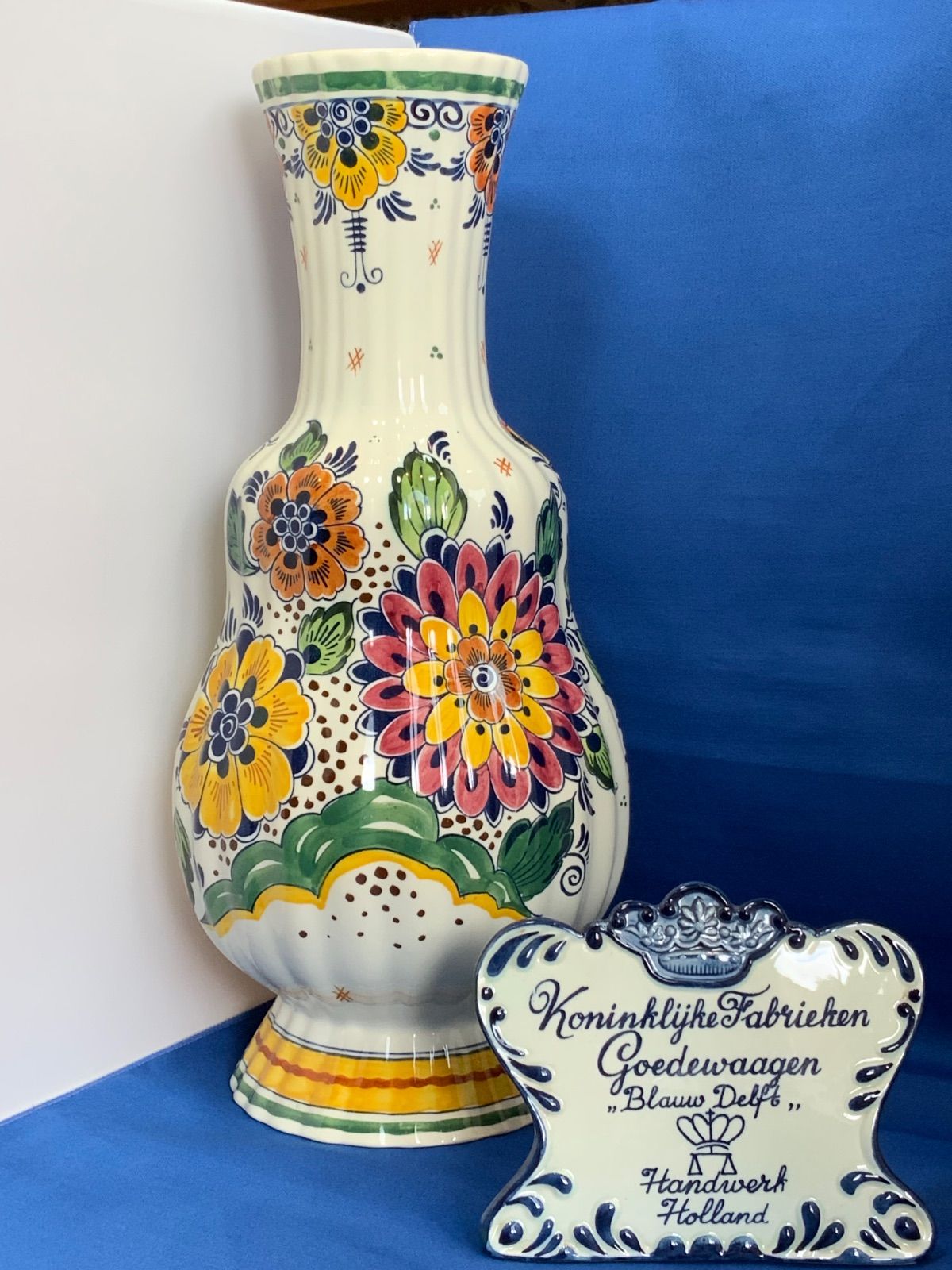 ロイヤルグーデヴァーゲン社 フラワーベース