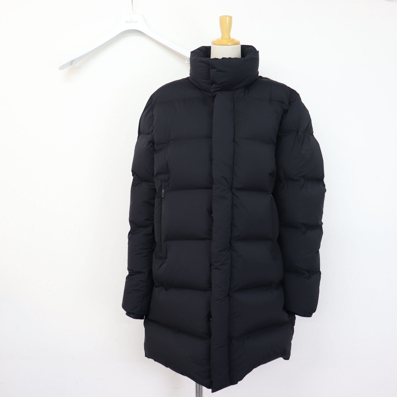 ITQ0GWUW47TE 国内正規品 MONCLER モンクレール ダウンジャケット 