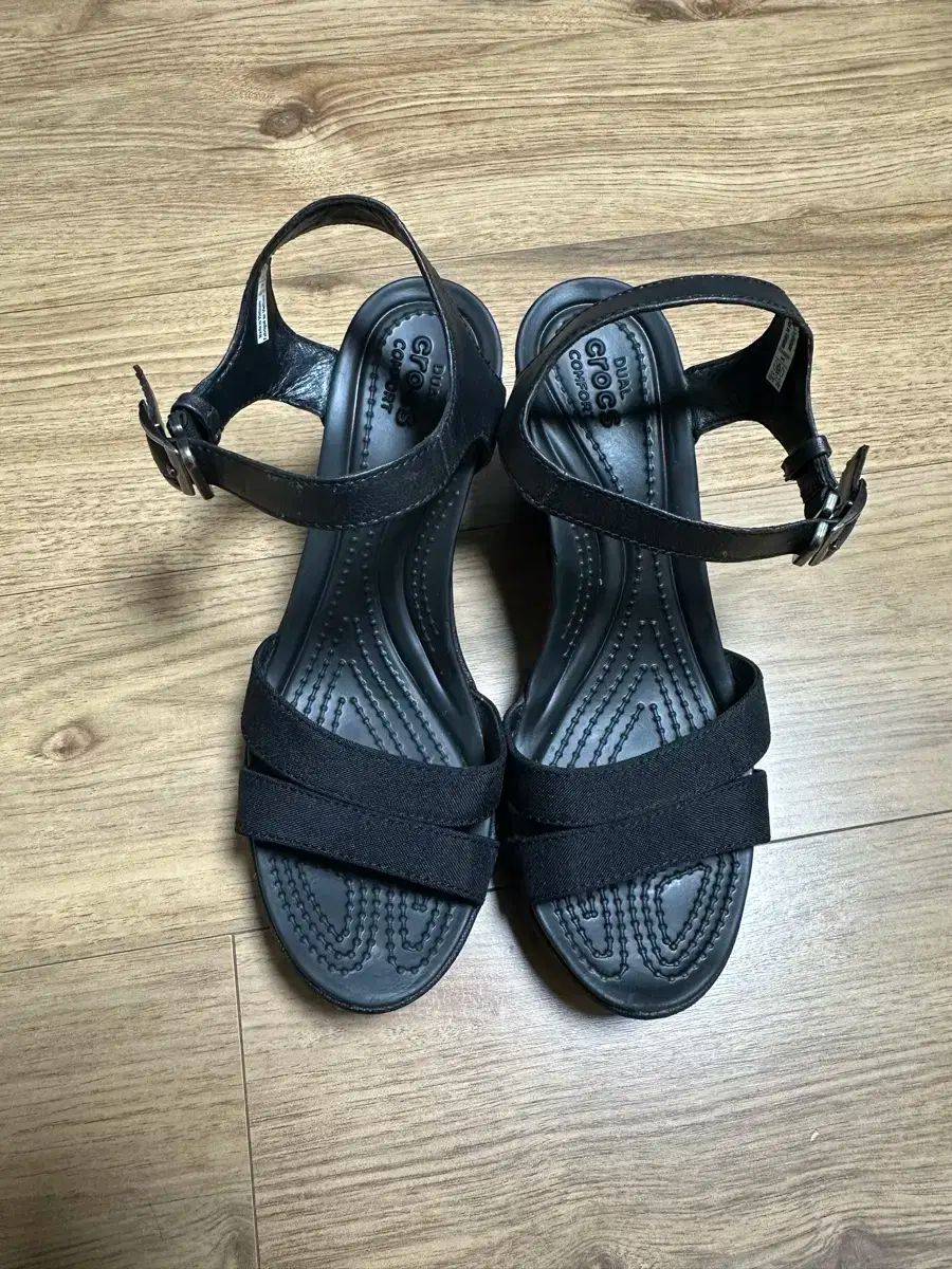 crocs(クロックス) レイウェッジ 2 w6 - メルカリ