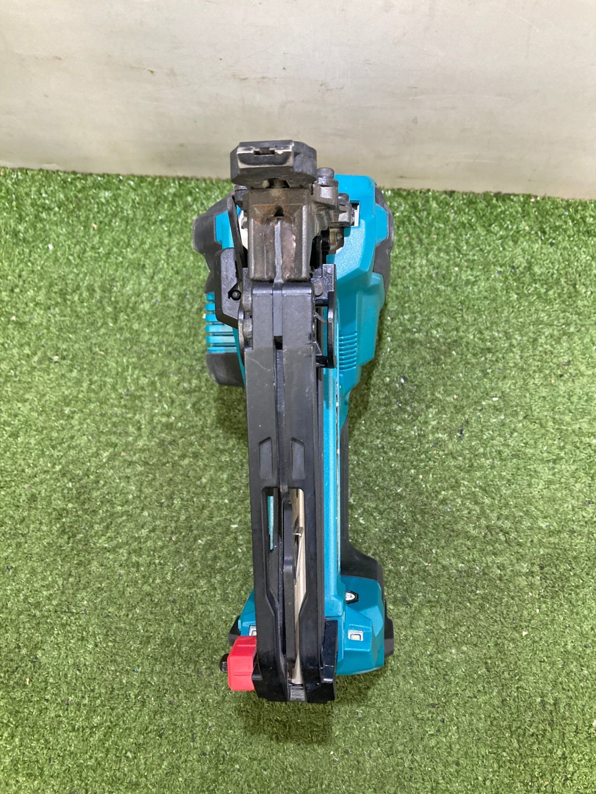 充電式フロアタッカ