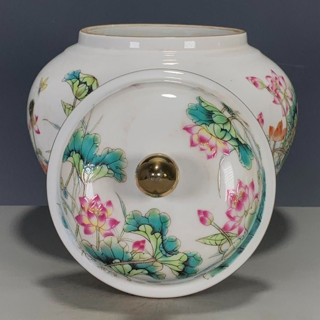 清乾隆粉彩蒔金蓮花蓋缶  景徳鎮 陶磁器 装飾品 工芸品 美術品 置物 清乾隆粉彩蒔金蓮花蓋缶 景徳鎮 陶磁器 装飾品 工芸品 美術品