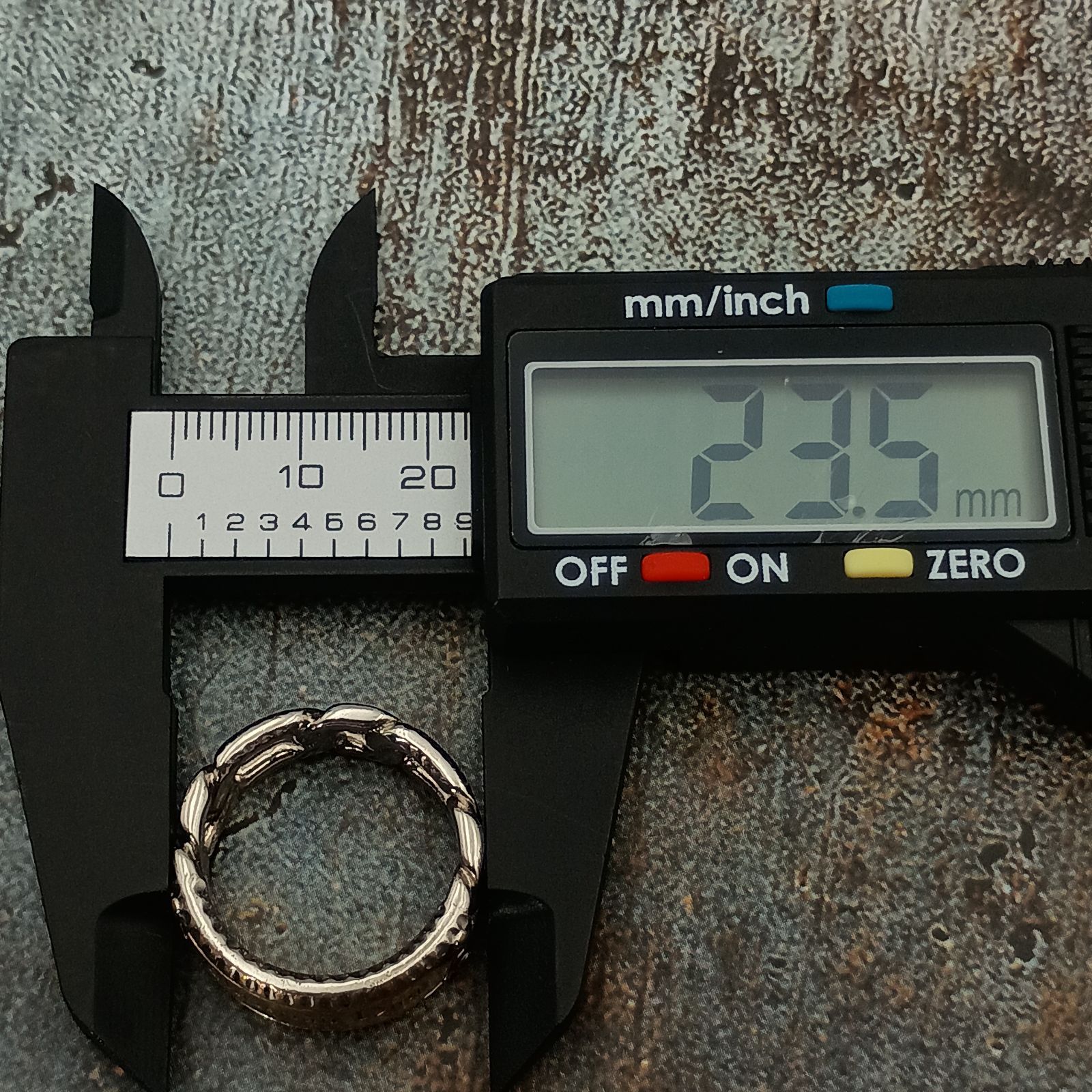 クリスチャンディオール 18号