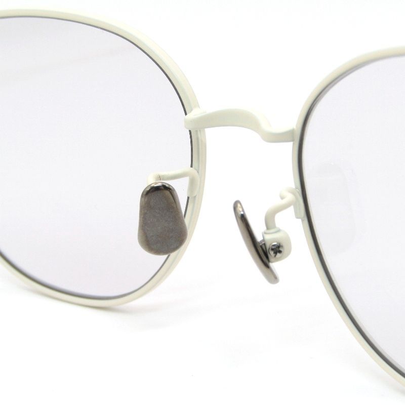 未使用 BLANC.. ブラン サングラス B0041 日本製 キャットアイ O WHT