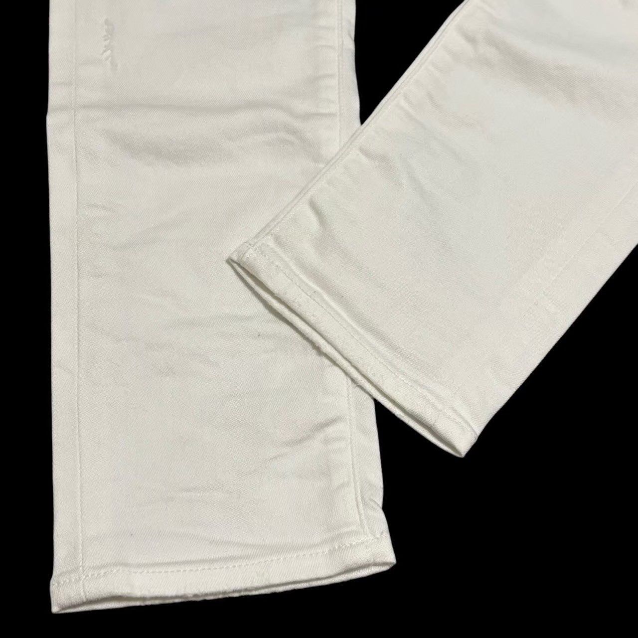 AMIRI アミリ ダメージパンツ 白 スキニー 長ズボン ジーンズ ダメージ 