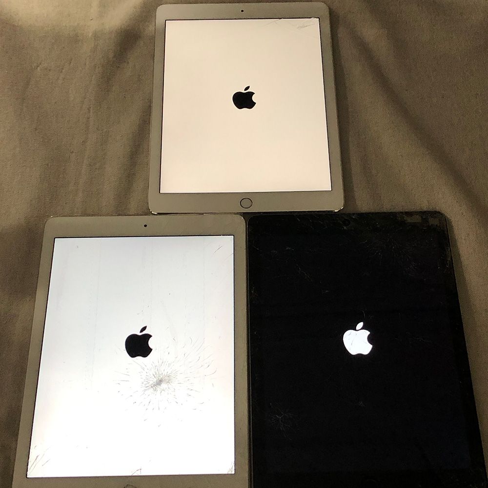 ◇ジャンク品・本体のみ◇【3点セット・SIMロック解除済】Apple iPad