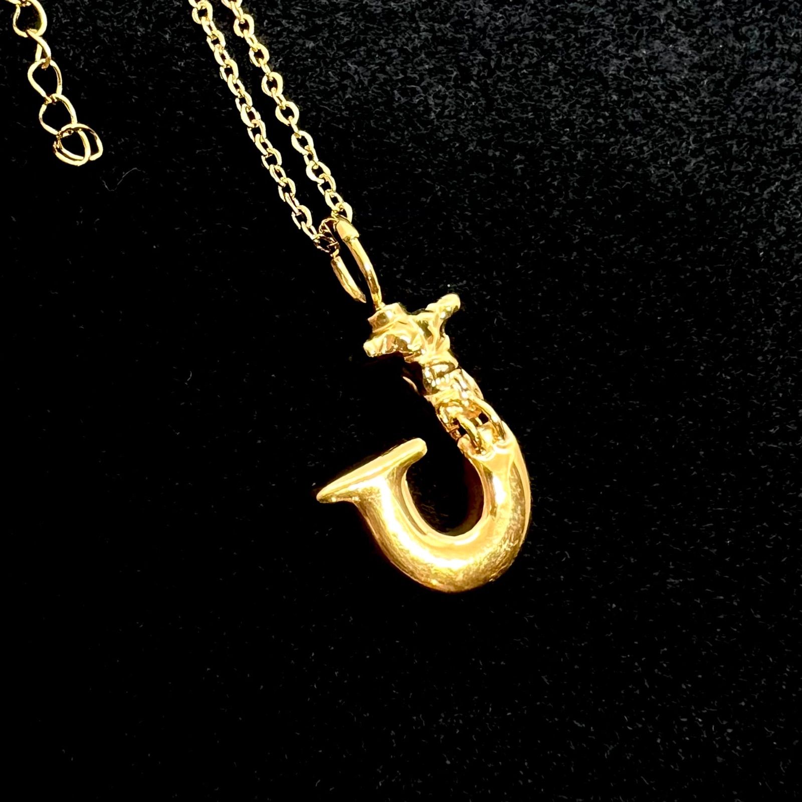 Chloe クロエ イニシャルネックレス J ゴールド ネックレス
