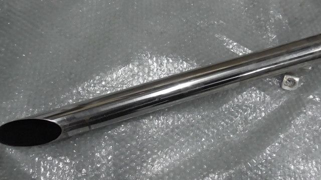 ドラッグスター250 VG05J の スラッシュカットマフラー前