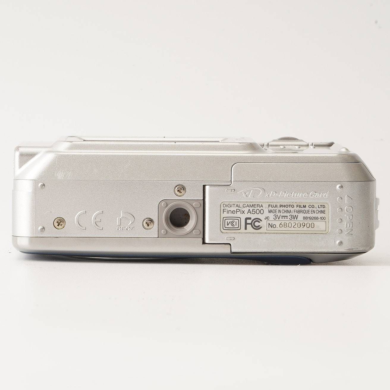 フジ Fujifilm FINEPIX A500 ブルー コンパクトデジタルカメラ 美品