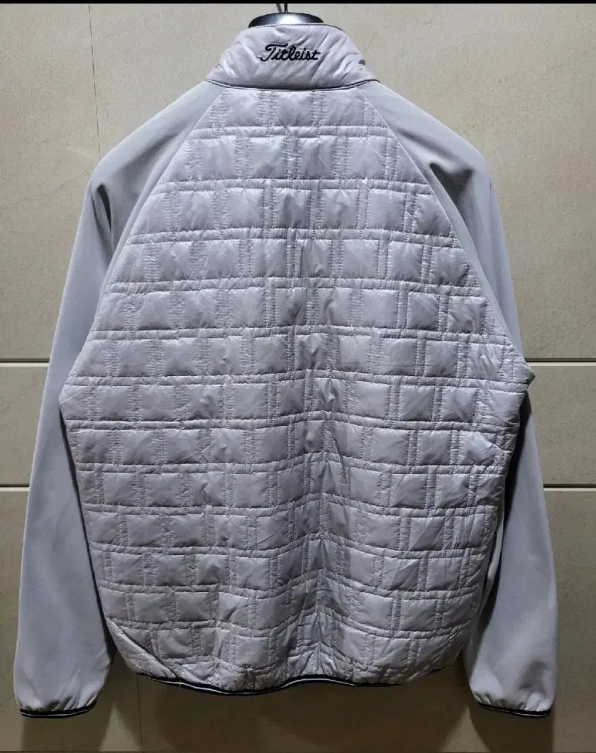 防風ハーフジップ