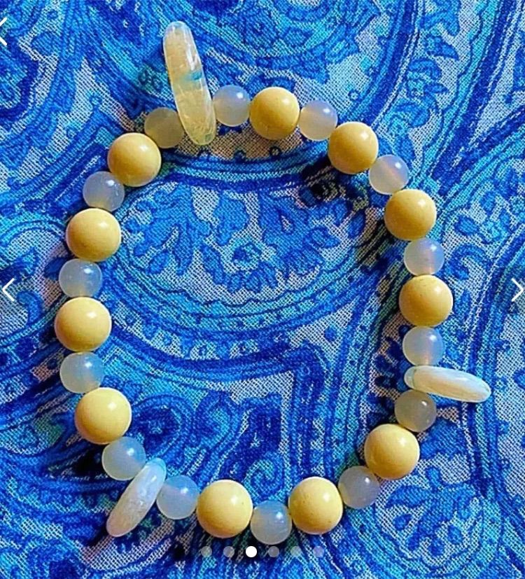 金運爆上げ　奈良三輪明神　勾玉腕輪御守り　特別祈祷済み 金運爆上げ 奈良 三輪明神 勾玉腕輪守御守り 日本の迷信