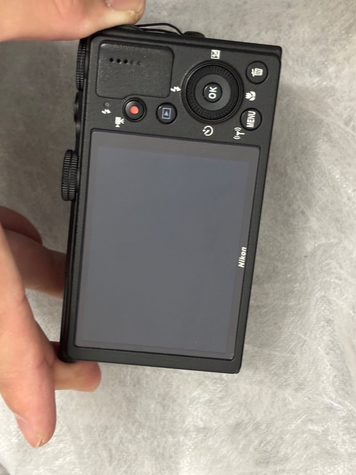 Nikon COOLPIX P340 8121 【公式通販】