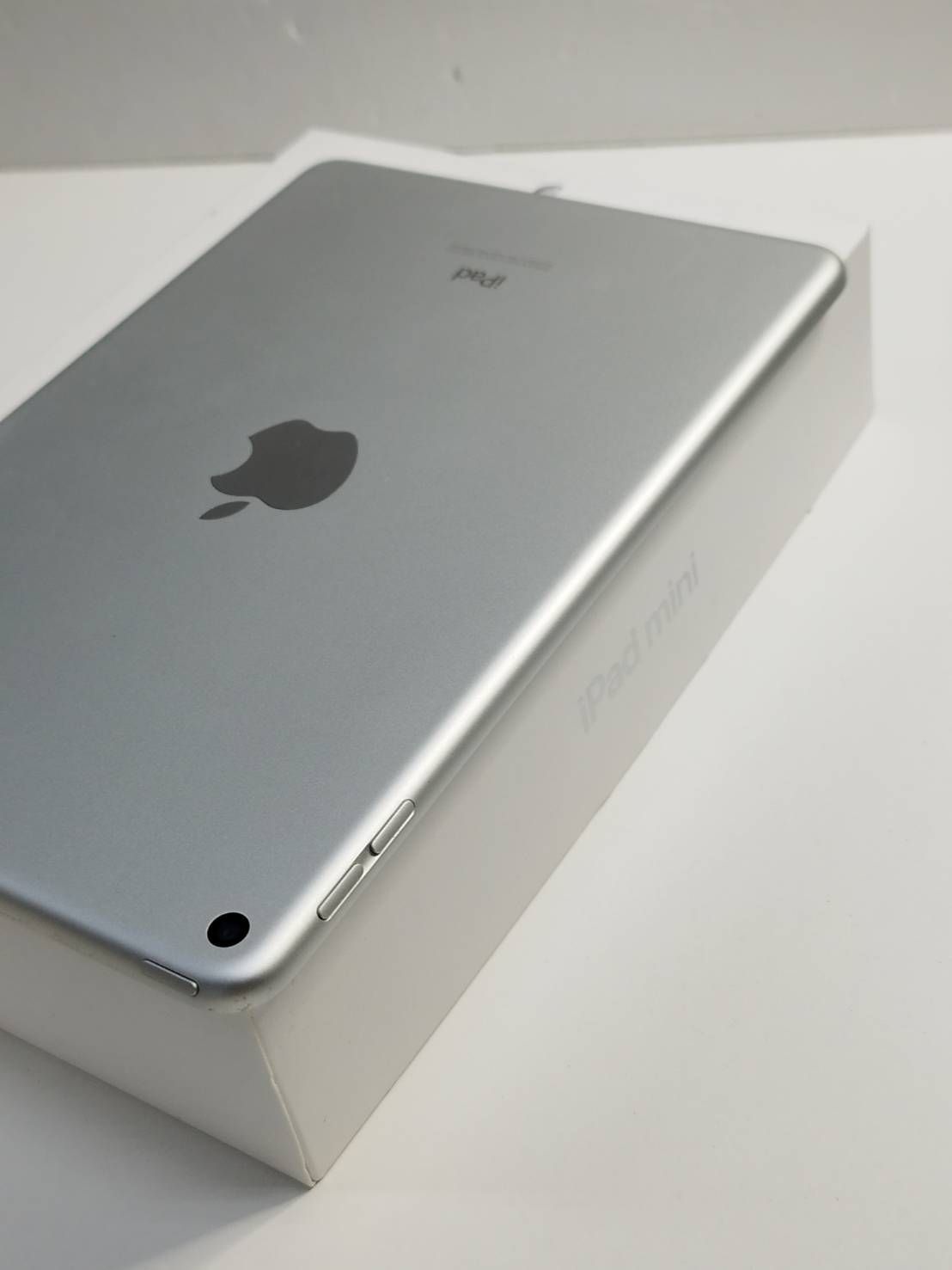 iPad mini5 Wi-Fi 64GB シルバー A2133 Apple iPad Mini 5th Gen 7.9