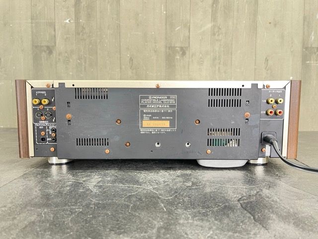 レーザーディスクプレーヤー 【】ジャンク品 PIONEER パイオニア CLD-919 通電OK オーディオ機器 LDプレーヤー / 510108