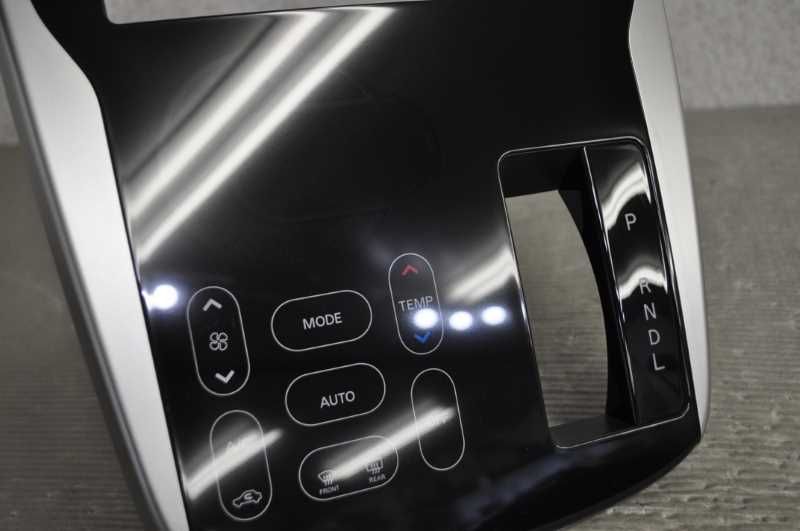 ◇B21W オーディオパネル/エアコンスイッチパネル◇7820A581XA