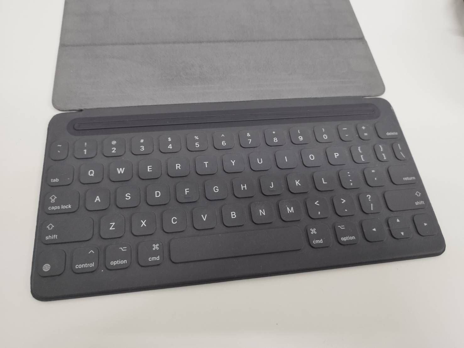 iPad Smart Keyboard/10.5インチ/A1829〈US配列〉 Apple iPad Smart