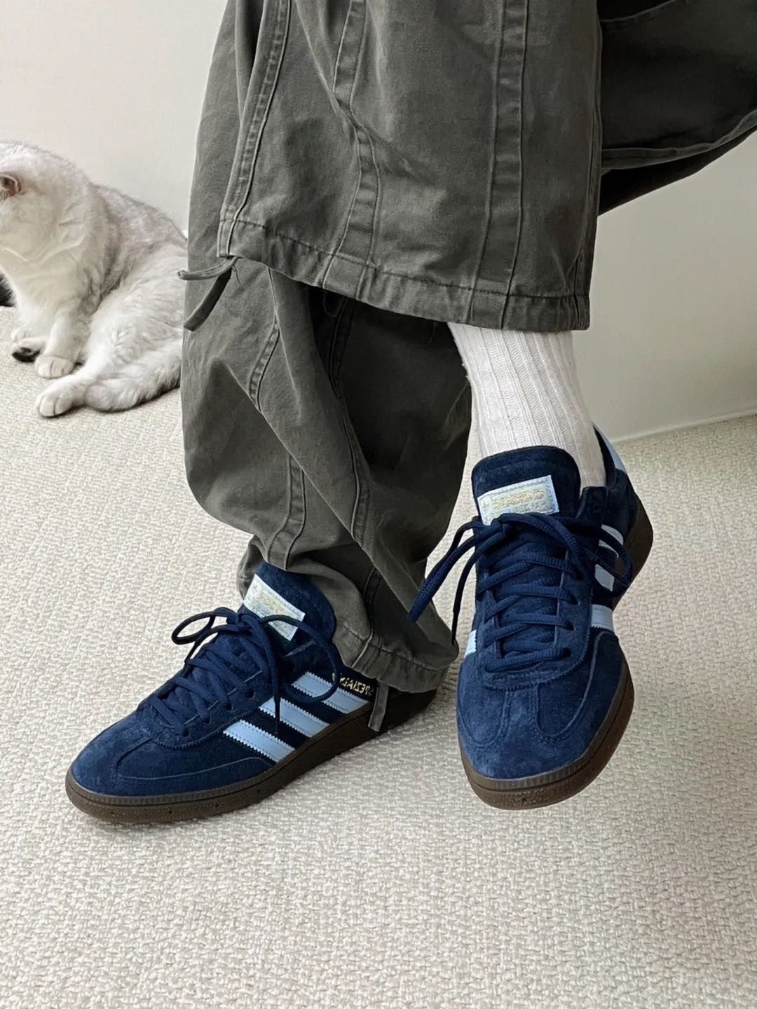 新品未使用 BD7633 Adidasスニーカー スペツィアル adidas originals HANDBALL SPEZIAL 男女兼用