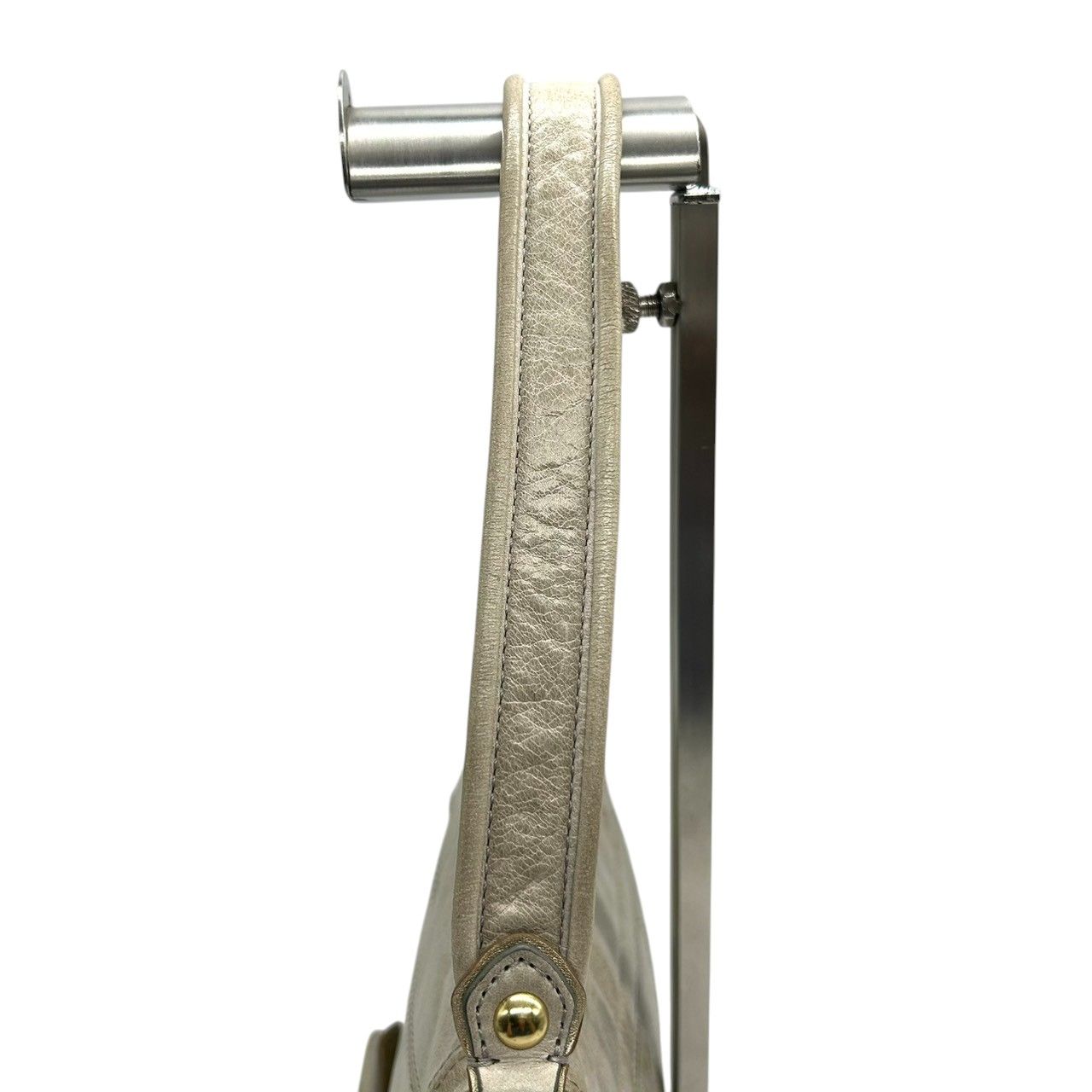 グレー系 ゴールド金具