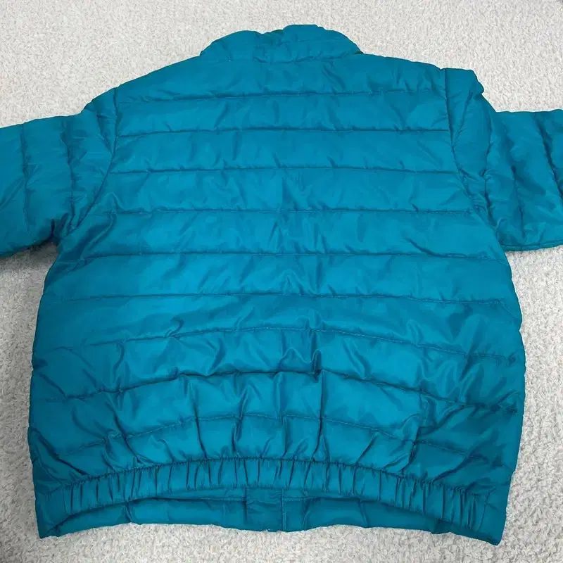 トゥイーン ダウン