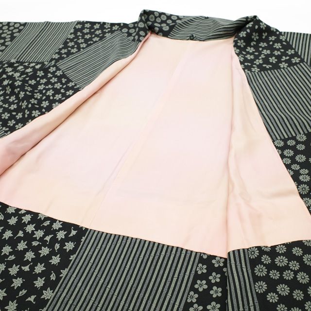 中古】 道中着 コート 袷 上質 黒 グレー 桜 菊 梅 楓 竹縞 市松 正絹
